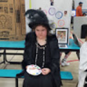 Meet your Posher, Laura